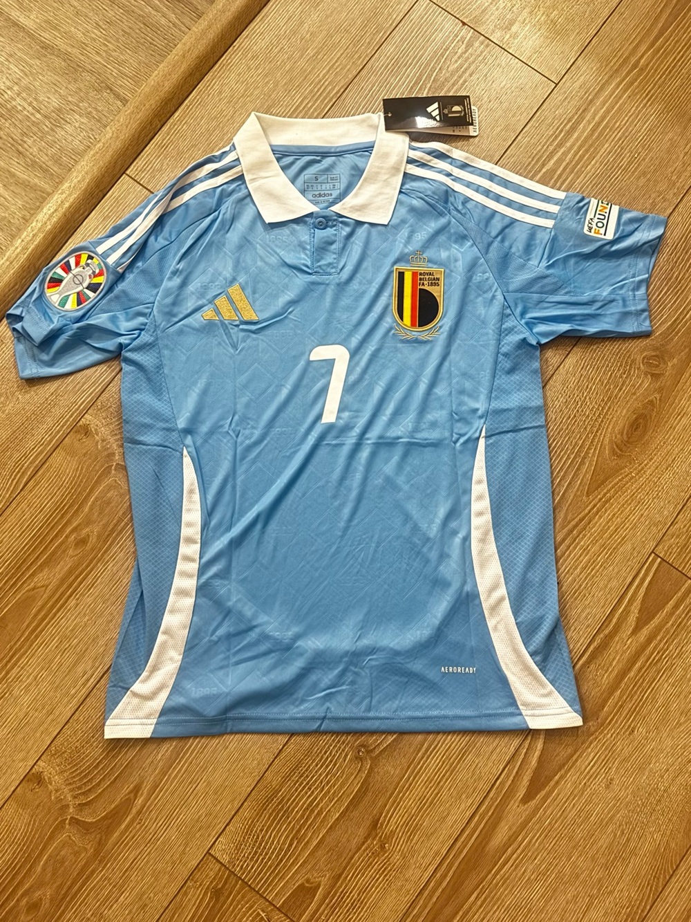 Belgium 2026 Away Soccer Jersey #7 De Bruyne Light Blue Men’s New Size M.